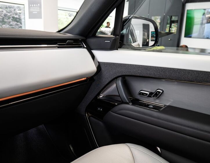 Land Rover Range Rover Sport 15