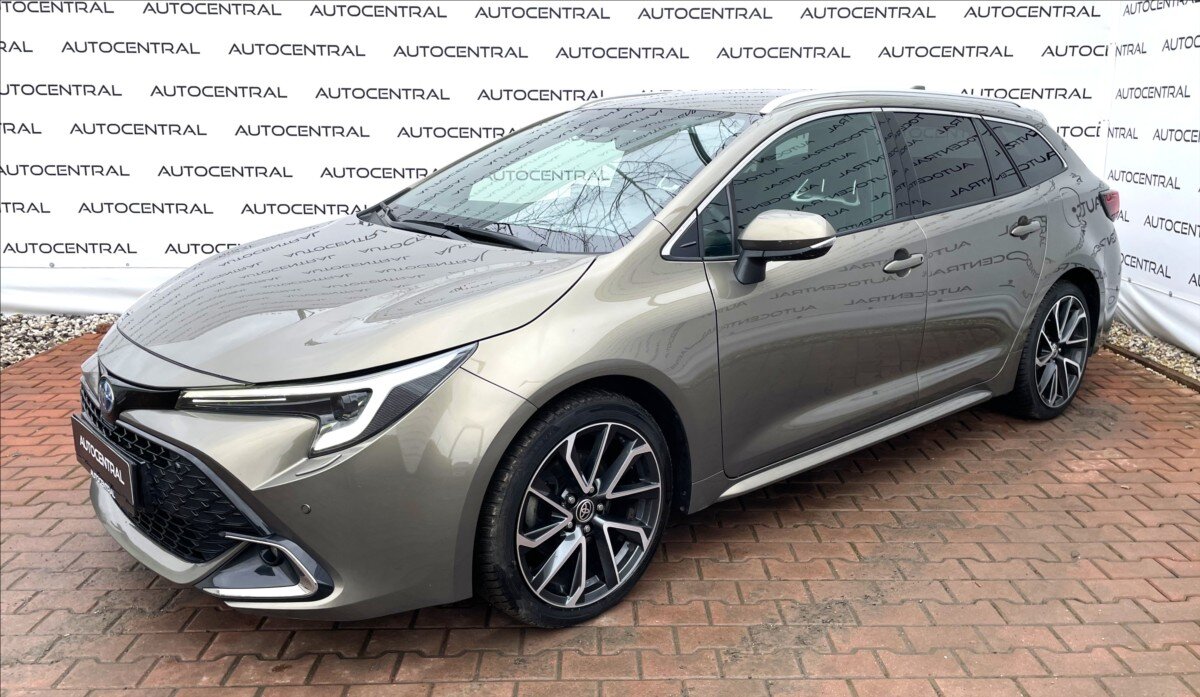 Toyota Corolla Kombi 2,0 l 112 kw