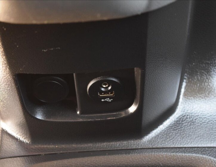 Nissan NV200 MPV 1,6 l 81 kw