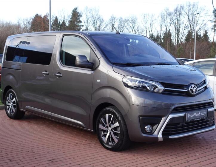 Toyota ProAce Verso 3