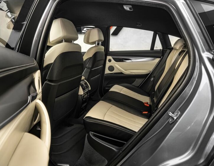 BMW X6 SUV / Terénní 3,0 l 280 kw