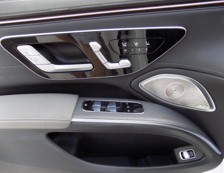 Mercedes-Benz EQS 22