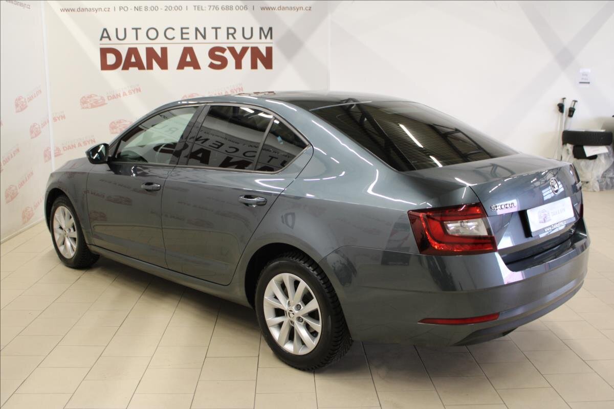 Škoda Octavia Sedan / Limuzína 1,6 l 85 kw