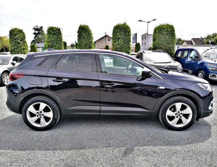Opel Grandland X 8