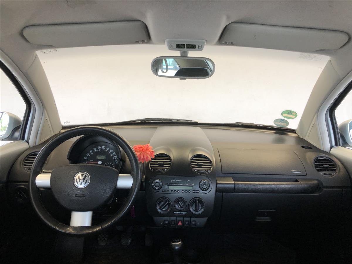 Volkswagen New Beetle