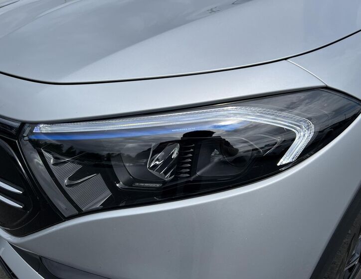 Mercedes-Benz EQB 26