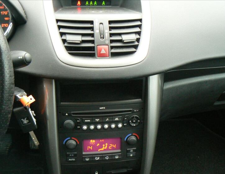 Peugeot 207 Hatchback 1,4 l 54 kw