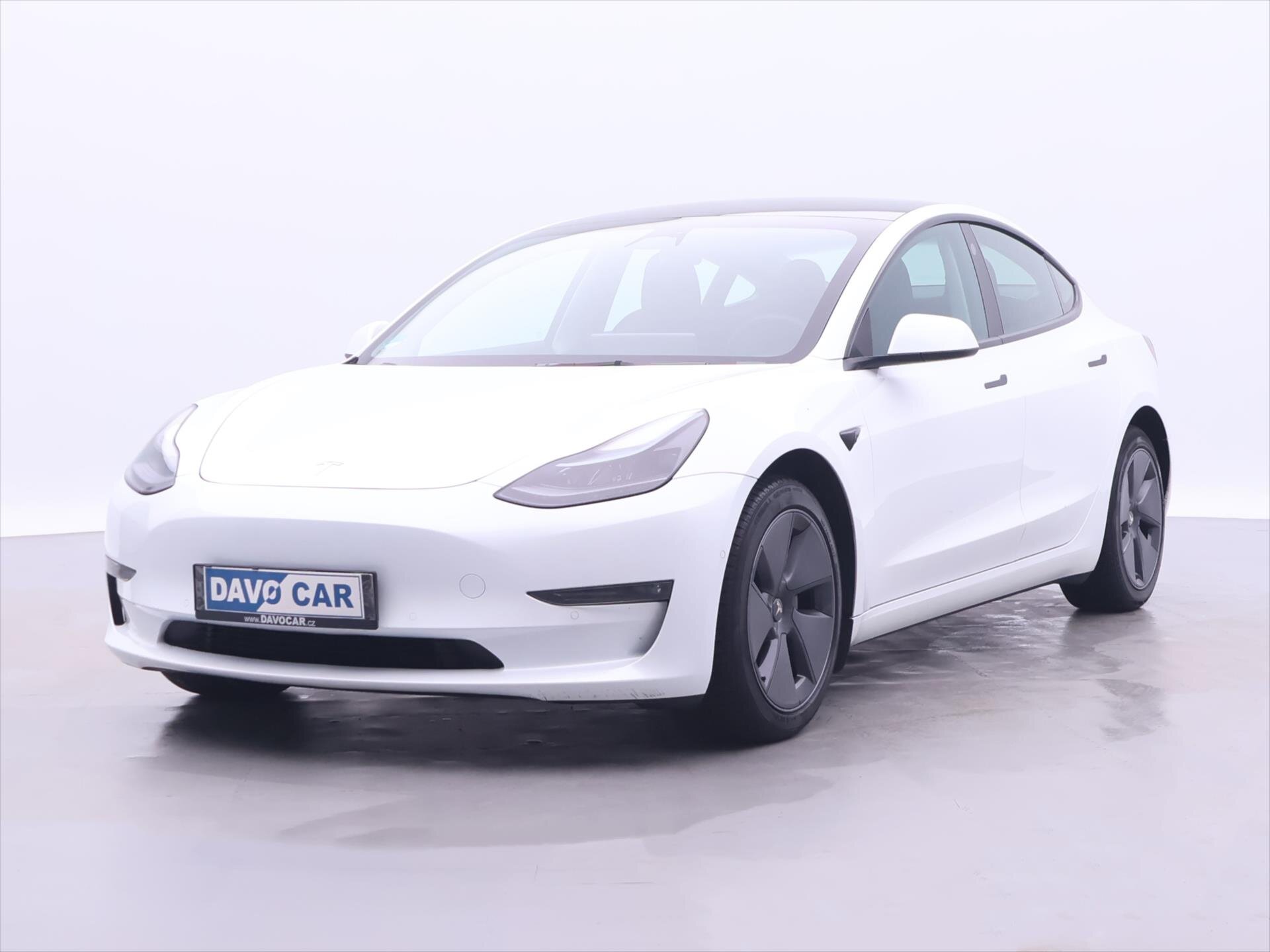 Tesla Model 3 Sedan 0,0 366 kw