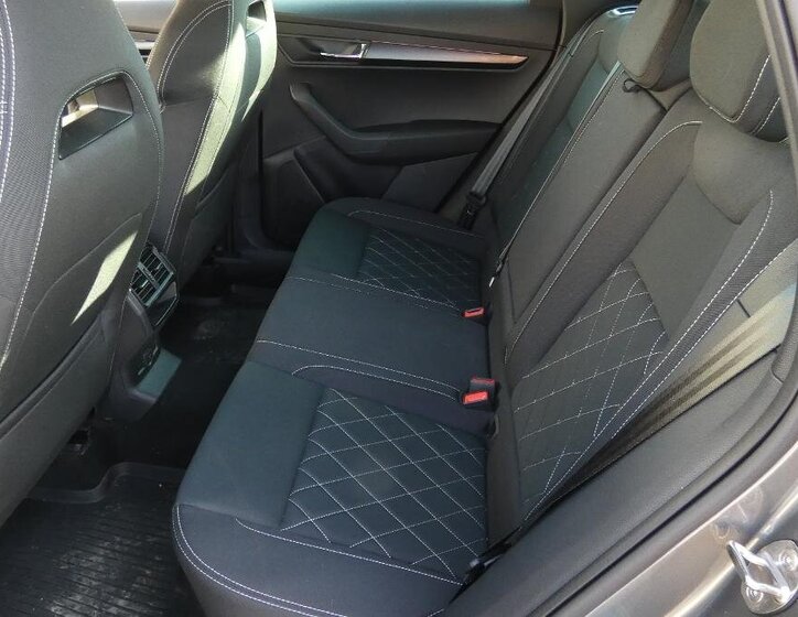 Škoda Karoq SUV / Terénní 2,0 l 110 kw