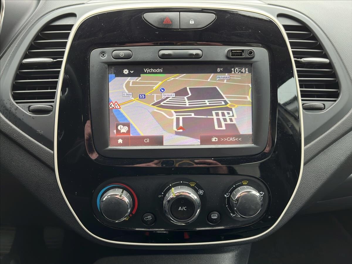 Renault Captur SUV / Terénní 898,0 66 kw