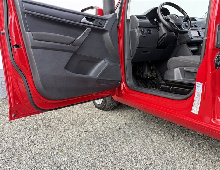 Volkswagen Caddy Kombi 2,0 l 75 kw