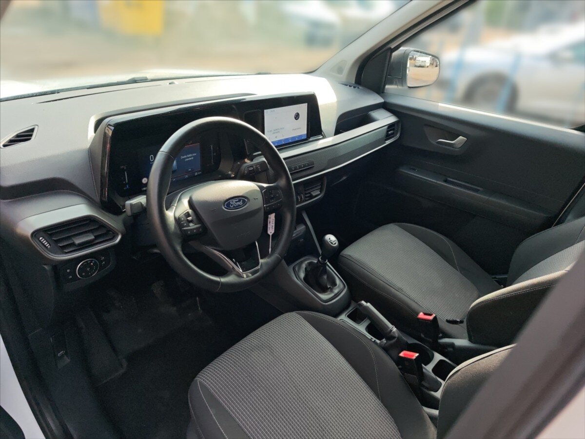 Ford Tourneo Courier Skříň 999,0 73 kw