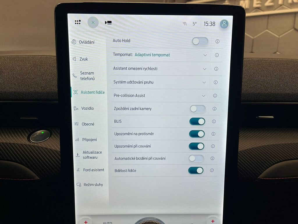 Ford Mustang Mach-E SUV 0,0 198 kw