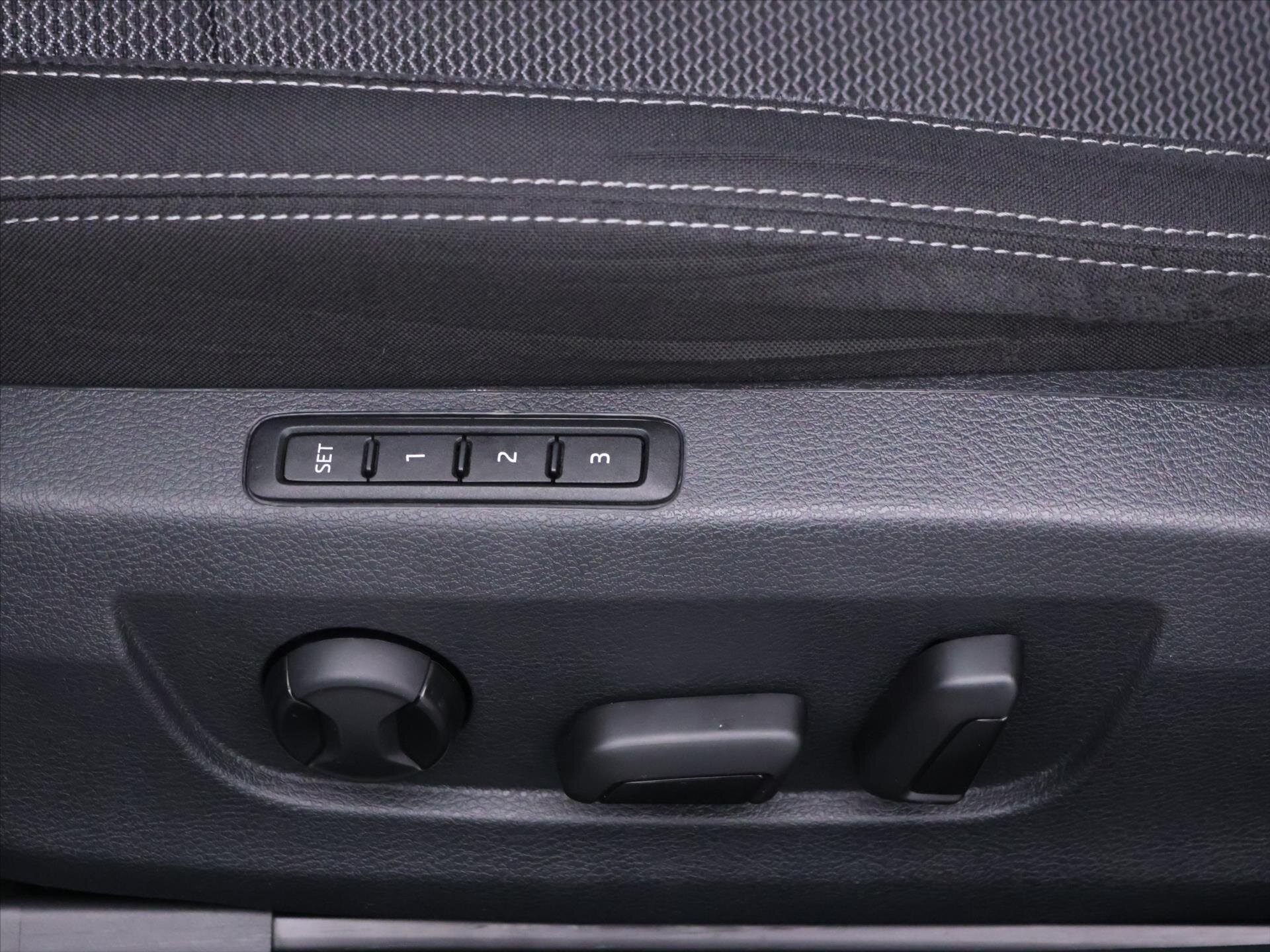 Škoda Superb Kombi 2,0 l 147 kw