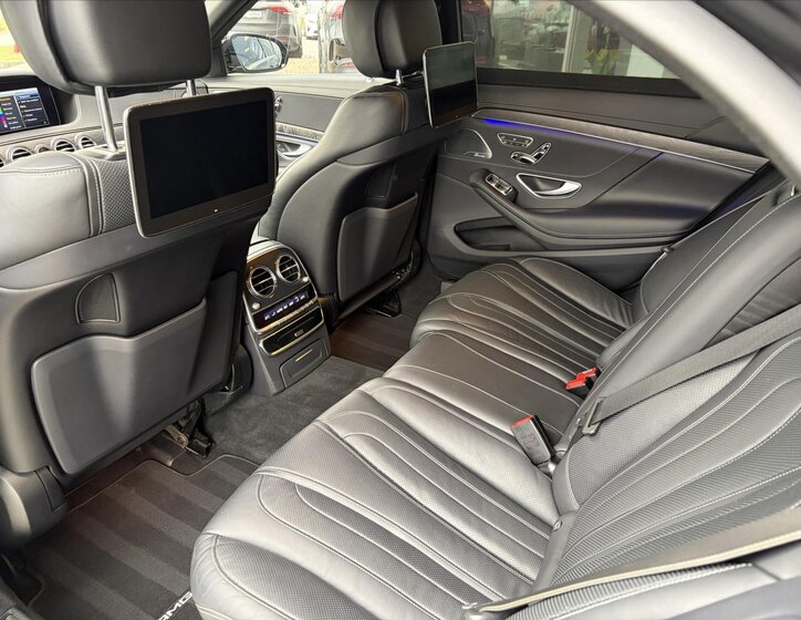 Mercedes-Benz Třídy S Sedan / Limuzína 4,0 l 345 kw