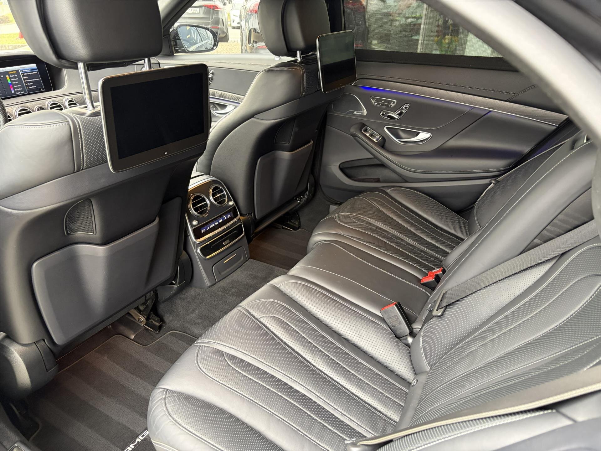 Mercedes-Benz Třídy S Sedan / Limuzína 4,0 l 345 kw