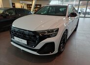 Audi Q8 SUV 3,0 l 210 kw