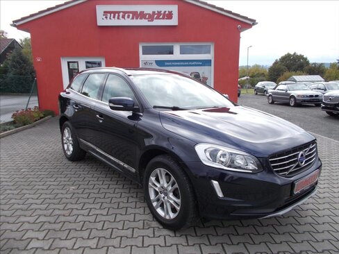 Volvo XC60 SUV / Terénní 2,0 l 110 kw