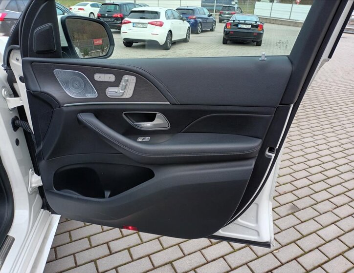 Mercedes-Benz GLE SUV 3,0 l 270 kw