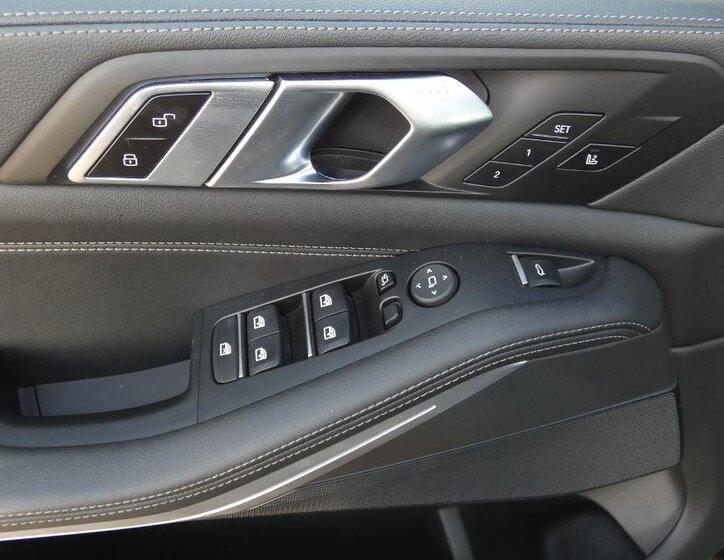 BMW X5 SUV / Terénní 3,0 l 195 kw