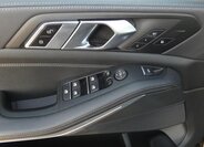 BMW X5 SUV / Terénní 3,0 l 195 kw