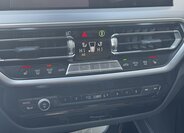 BMW X4 SUV / Terénní 2,0 l 140 kw