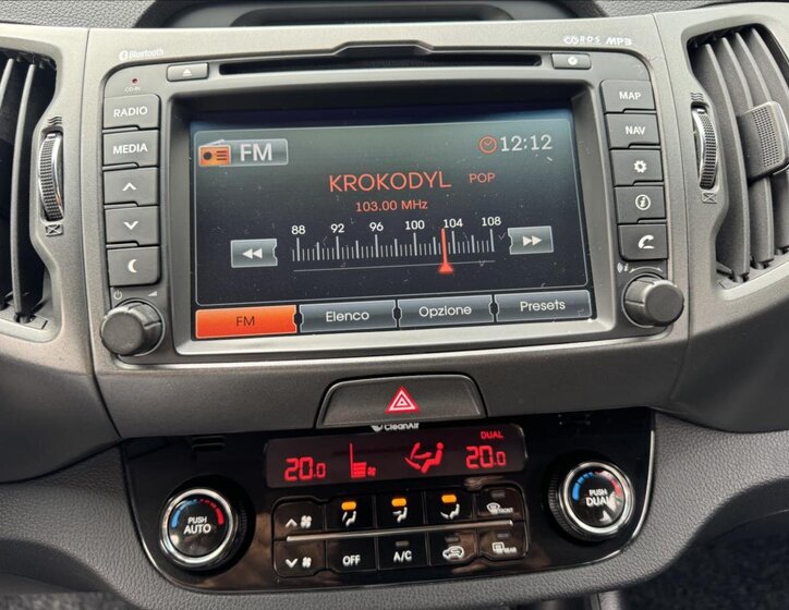 KIA Sportage SUV 2,0 l 135 kw