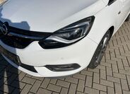Opel Zafira 10