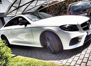 Mercedes-Benz Třídy E 4