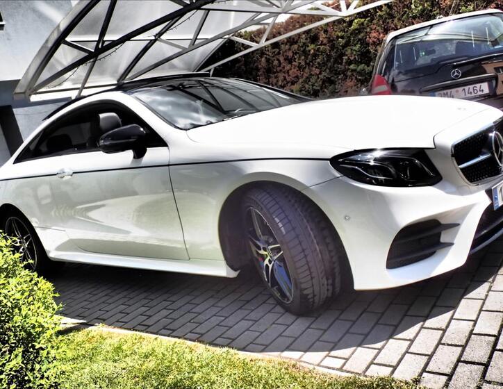 Mercedes-Benz Třídy E 4