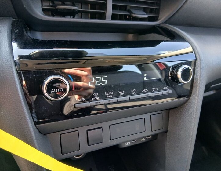 Toyota Yaris Cross SUV / Terénní 1,5 l 68 kw