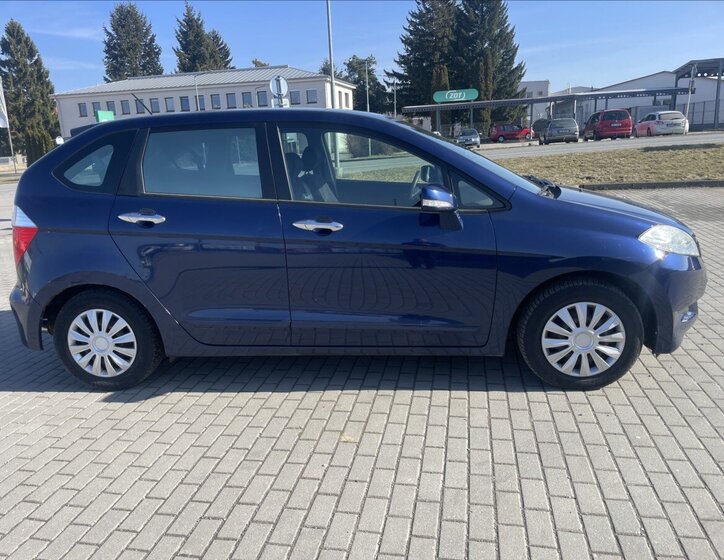 Honda FR-V Kombi 2,0 l 110 kw