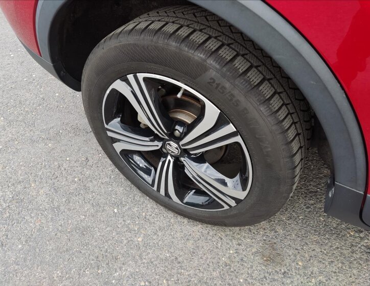 MG ZS SUV / Terénní 1,5 l 78 kw