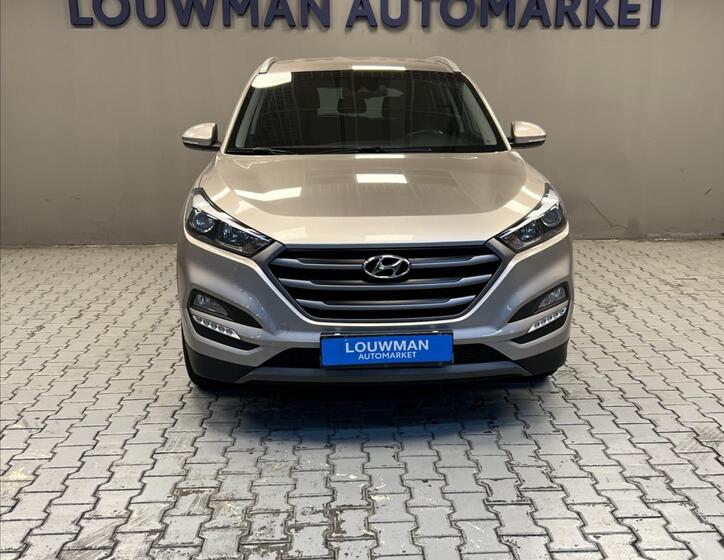 Hyundai Tucson 4