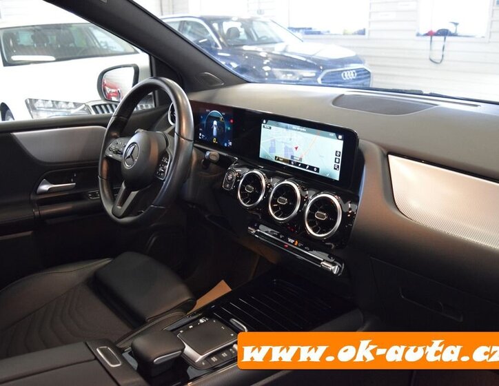 Mercedes-Benz Třídy B MPV 2,0 l 110 kw