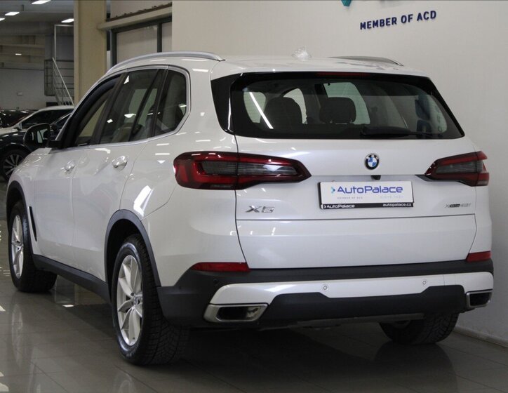 BMW X5 SUV / Terénní 3,0 l 245 kw
