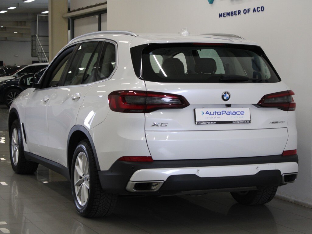 BMW X5 SUV / Terénní 3,0 l 245 kw