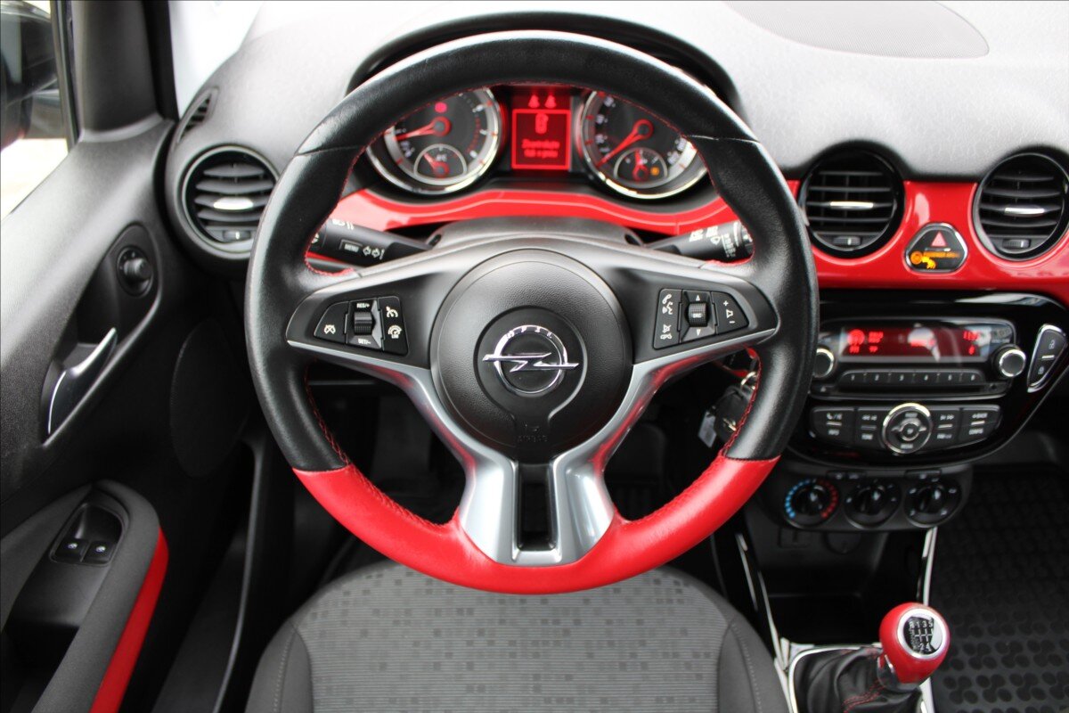 Opel Adam