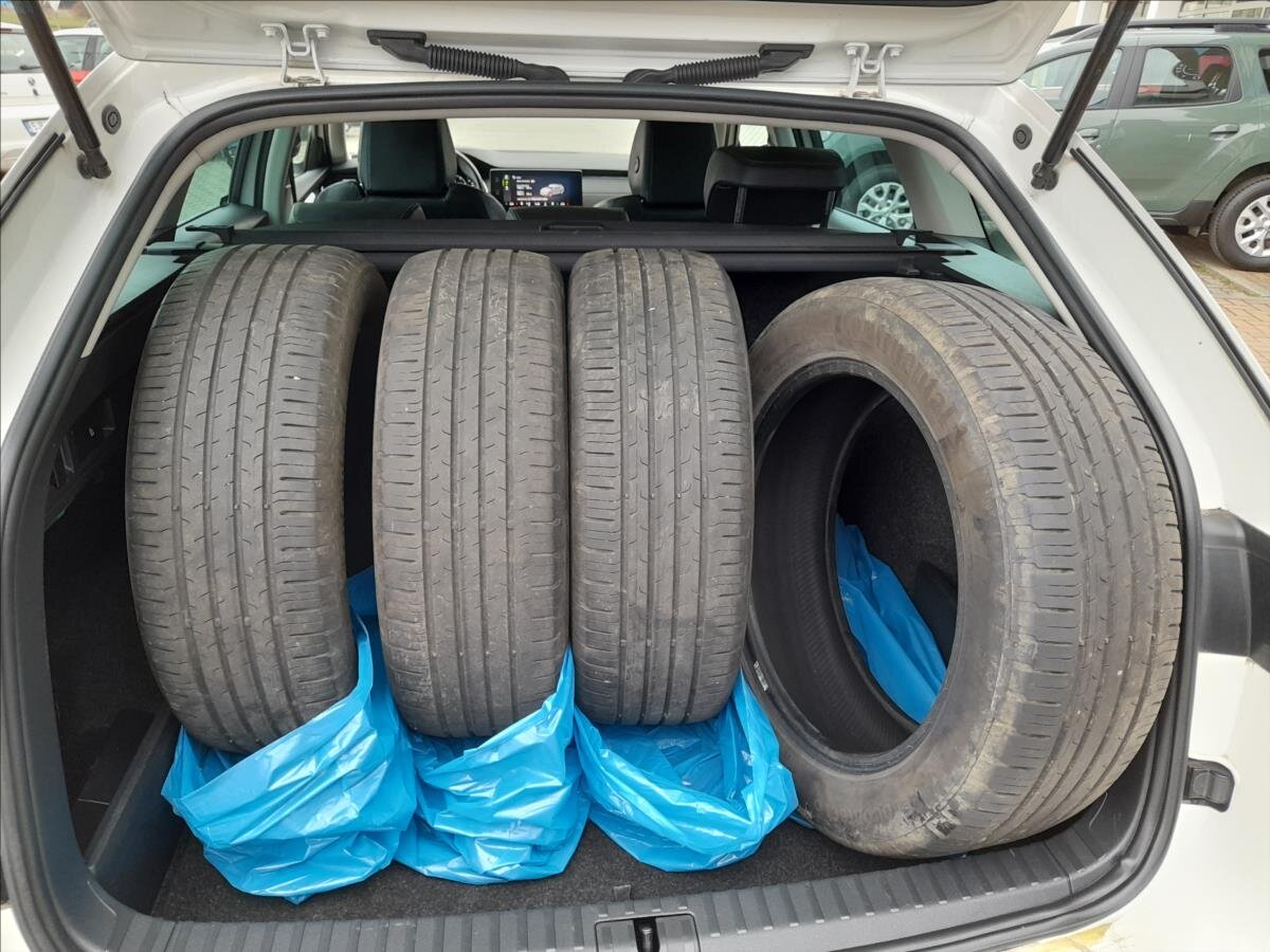 Škoda Octavia Kombi 2,0 l 85 kw