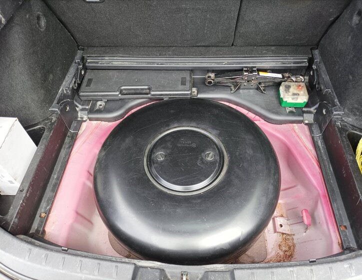 Mitsubishi Lancer Hatchback 1,6 l 86 kw
