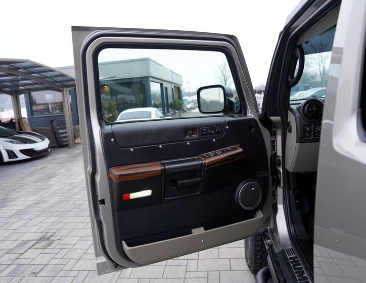 Hummer H2 SUV 6,0 l 232 kw