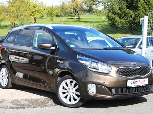 KIA Carens