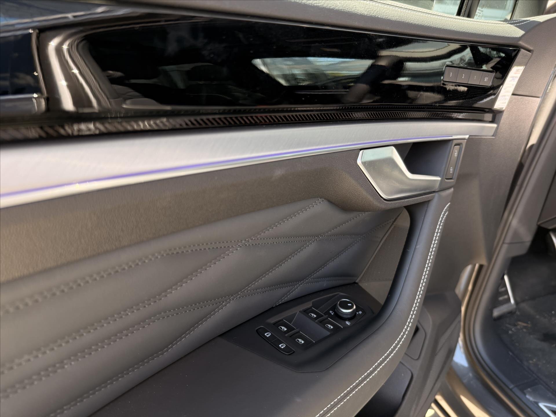 Volkswagen Touareg SUV / Terénní 3,0 l 210 kw