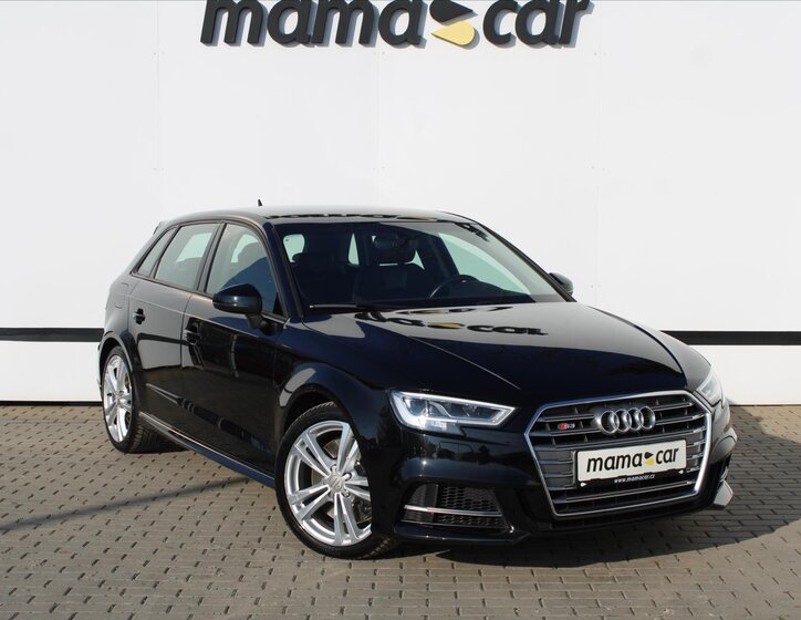 Audi S3 Hatchback 2,0 l 221 kw