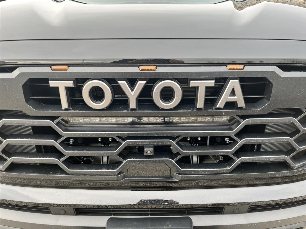 Toyota Sequoia
