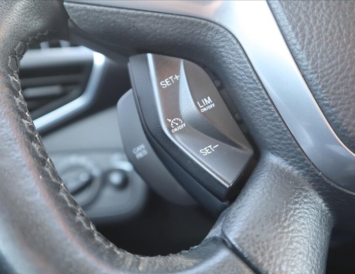 Ford Kuga SUV / Terénní 1,6 l 110 kw