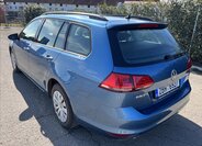 Volkswagen Golf Kombi 1,6 l 81 kw