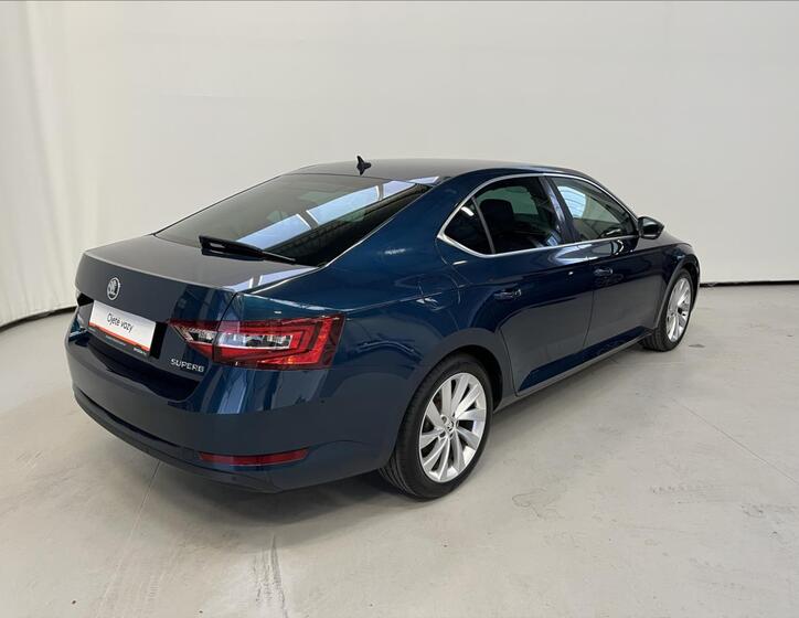 Škoda Superb 2
