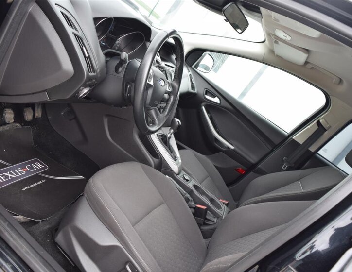 Ford Focus Kombi 998,0 92 kw