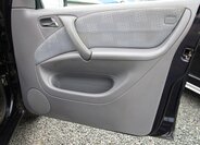 Mercedes-Benz Třídy M Kombi 2,7 l 120 kw